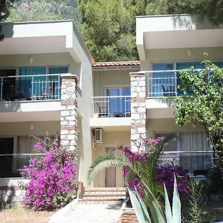 Pine Beach Boutique Turunç